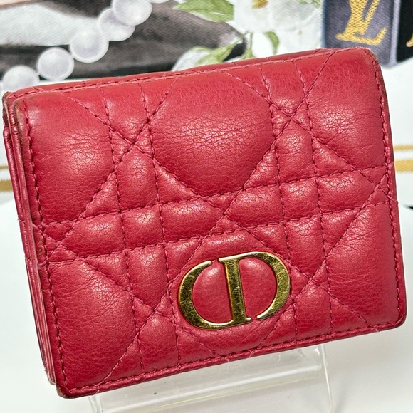 DIOR Cannage Quilted Compact Trifold Wallet ๐โค๏ธ๐ฅ - Picture 14 of 17